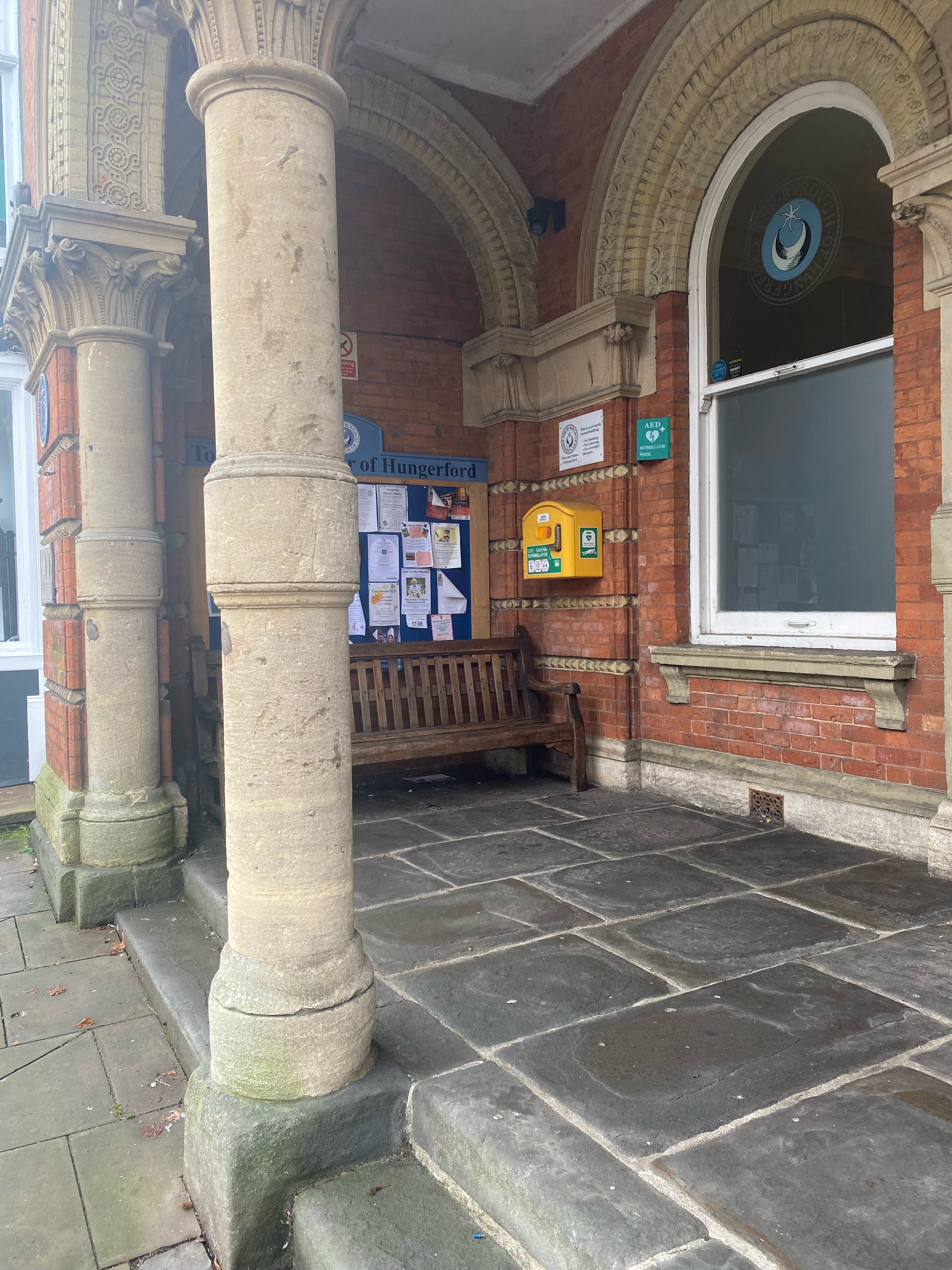 Defibrillators in Hungerford